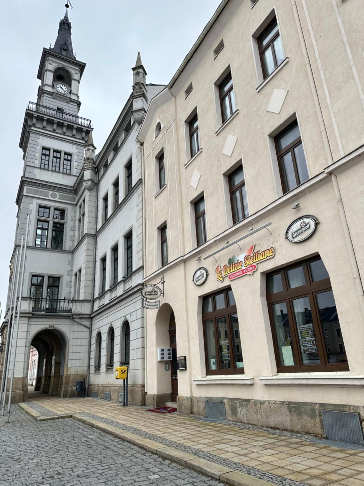 Ein Zimmer Wohnung Am Markt Oelsnitz  Εξωτερικό φωτογραφία